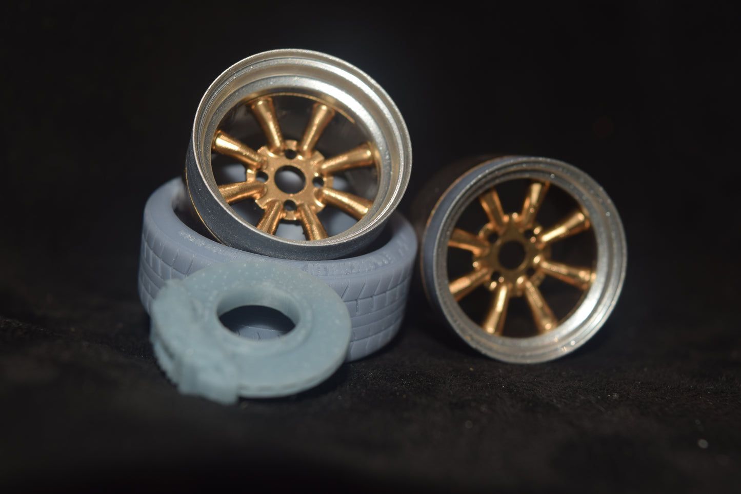 Watanabe rims 1/18 with MICHELIN tyres and brake system