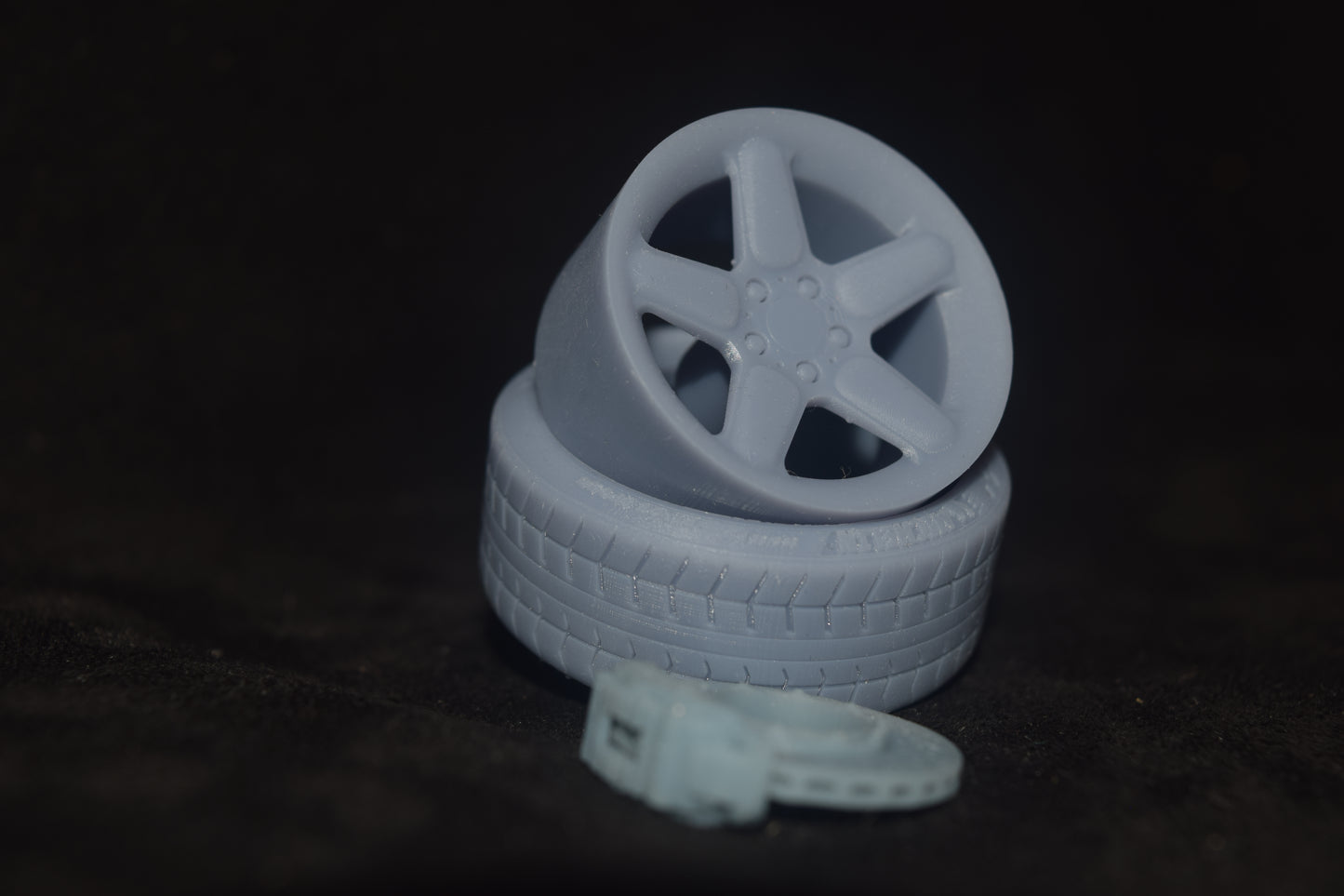 AC Schnitzer Type 2 rims 1/18 with MICHELIN tyres and brake system