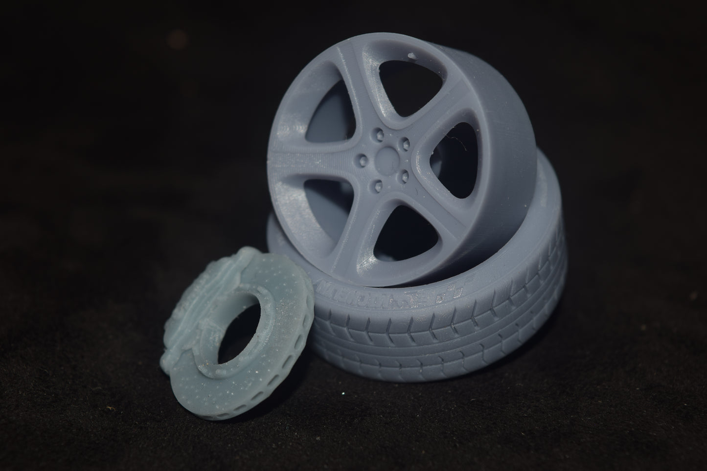 BMW Style 87 rims 1/18 with MICHELIN tyres and brake system