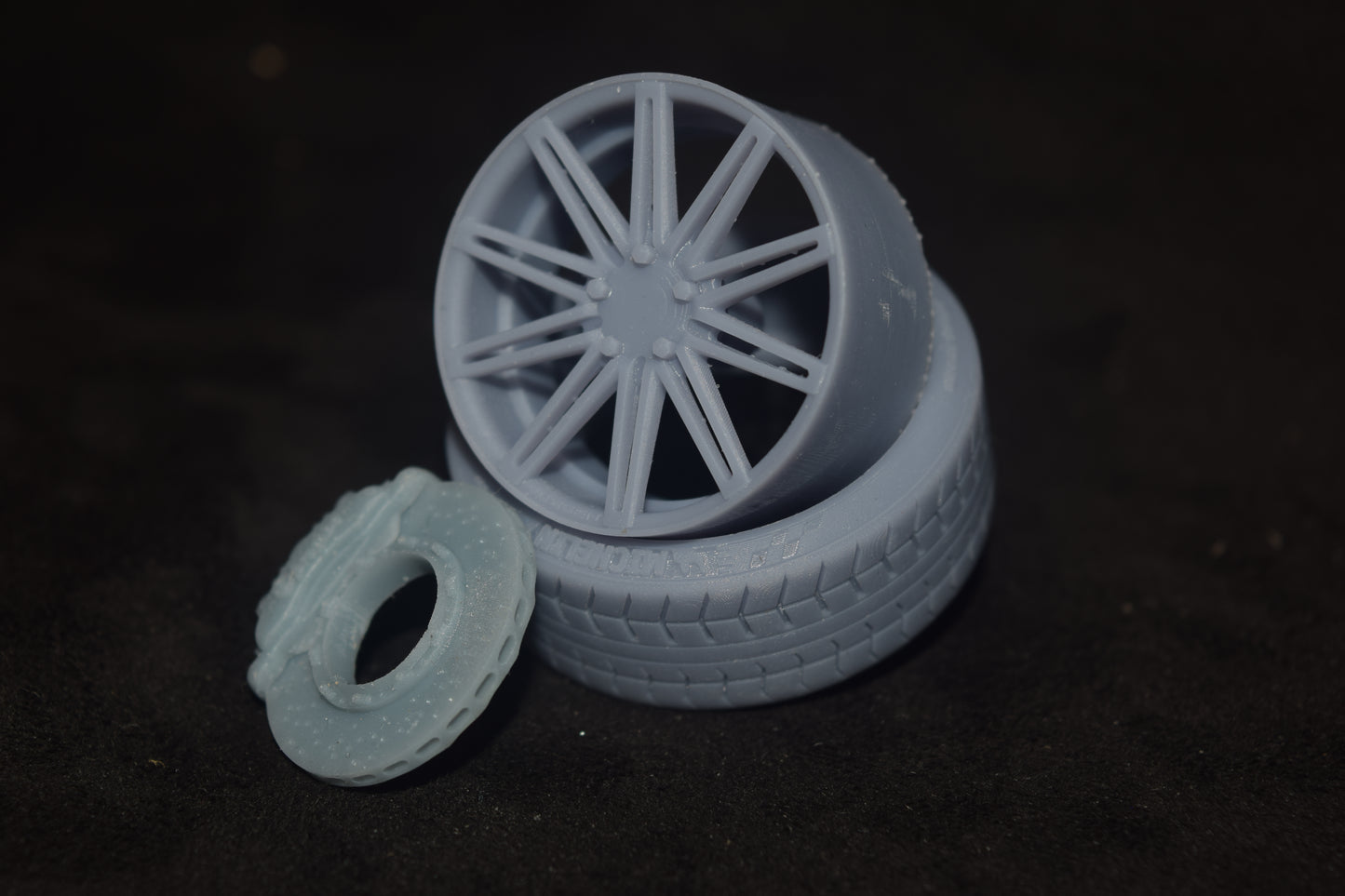 Vossen CV4 rims 1/18 with MICHELIN tyres and brake system