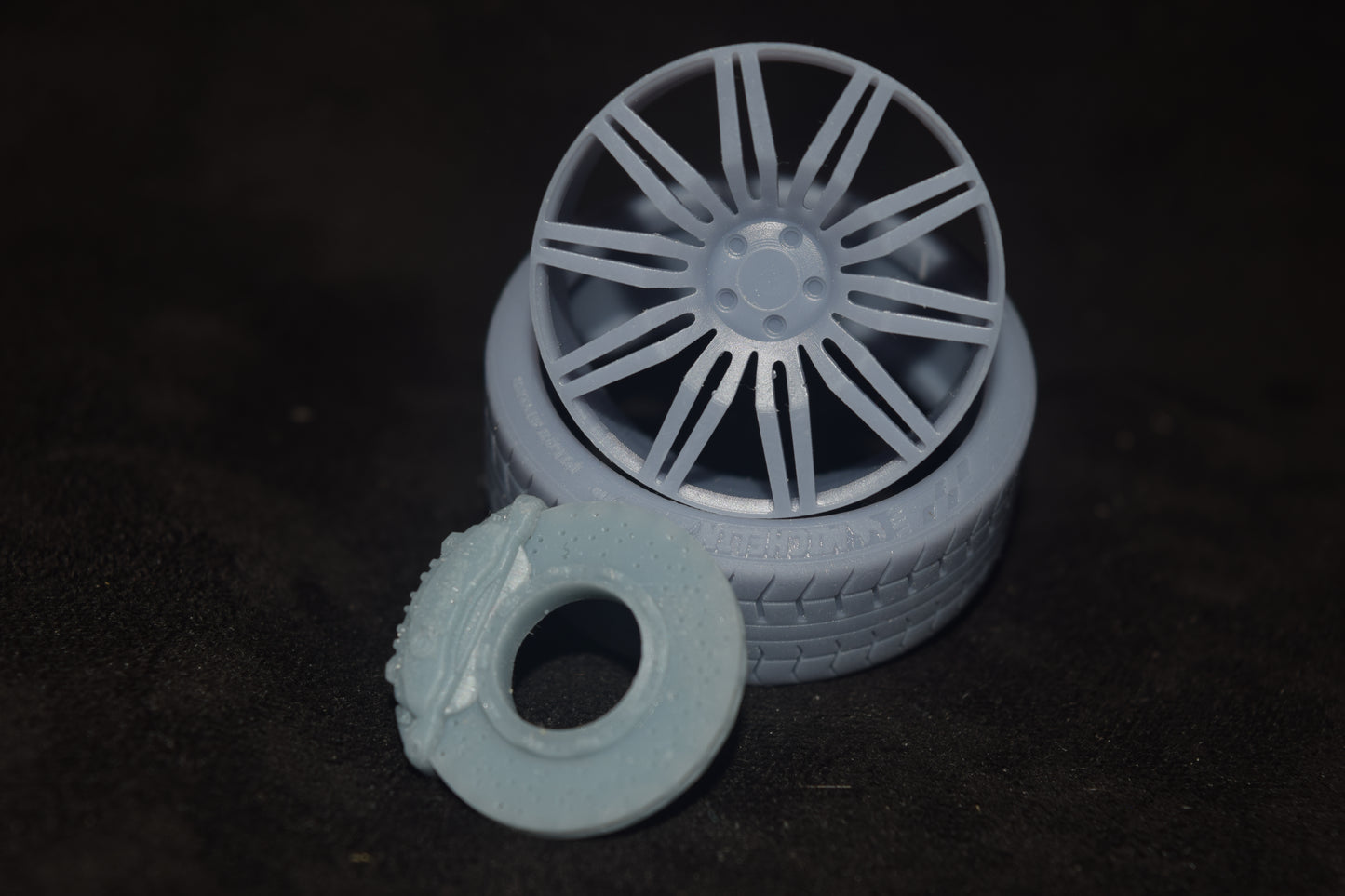 BMW Style 172 Spider rims 1/18 with MICHELIN tyres and brake system