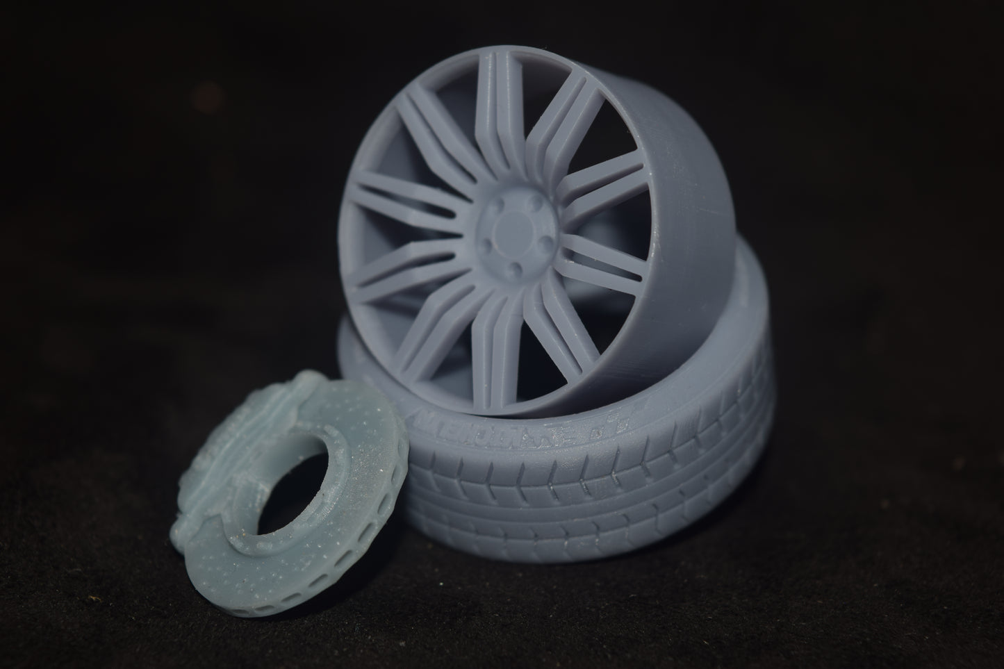 BMW Style 172 Spider rims 1/18 with MICHELIN tyres and brake system