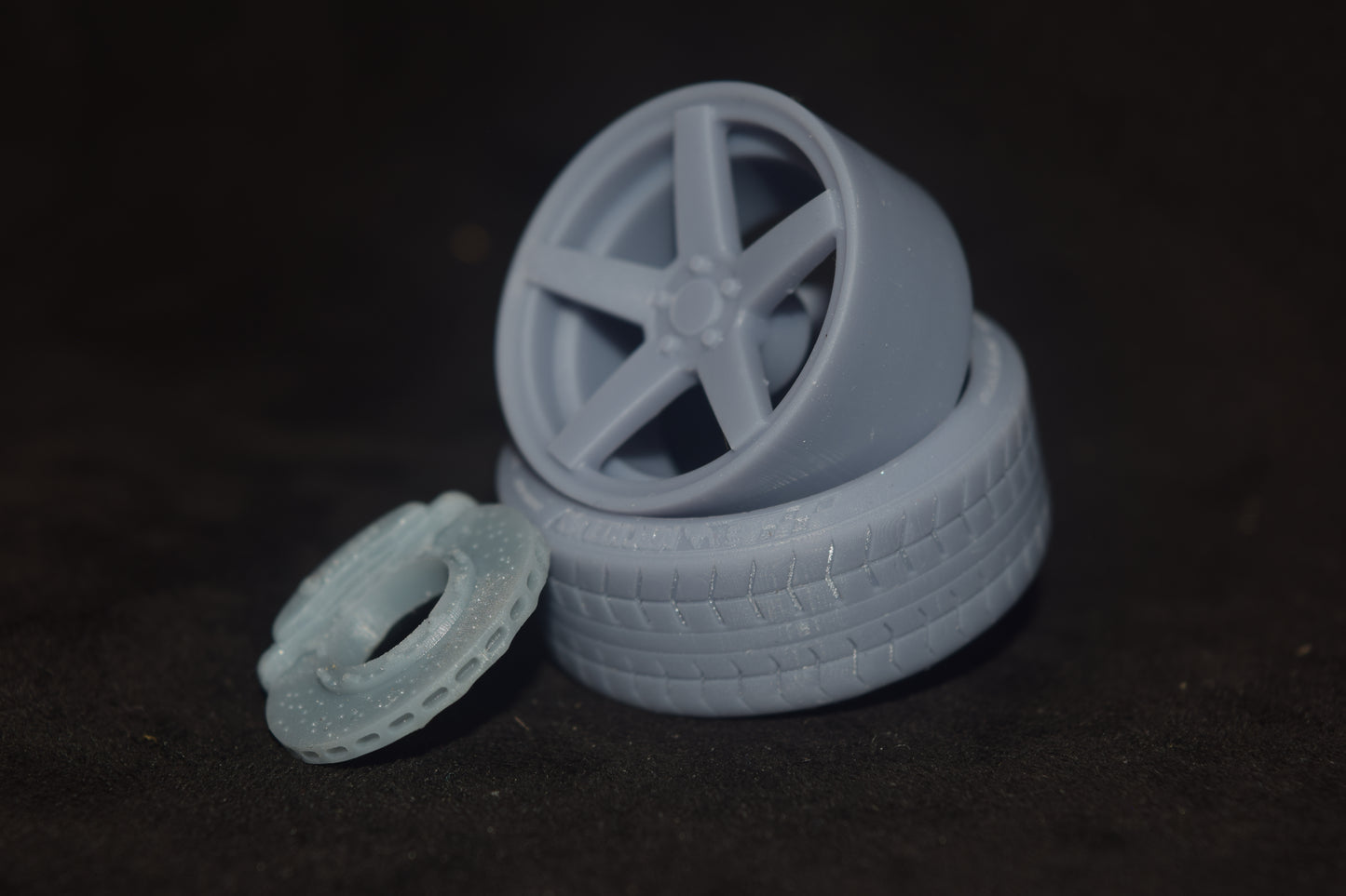 Vossen CV3 rims 1/18 with MICHELIN tyres and brake system