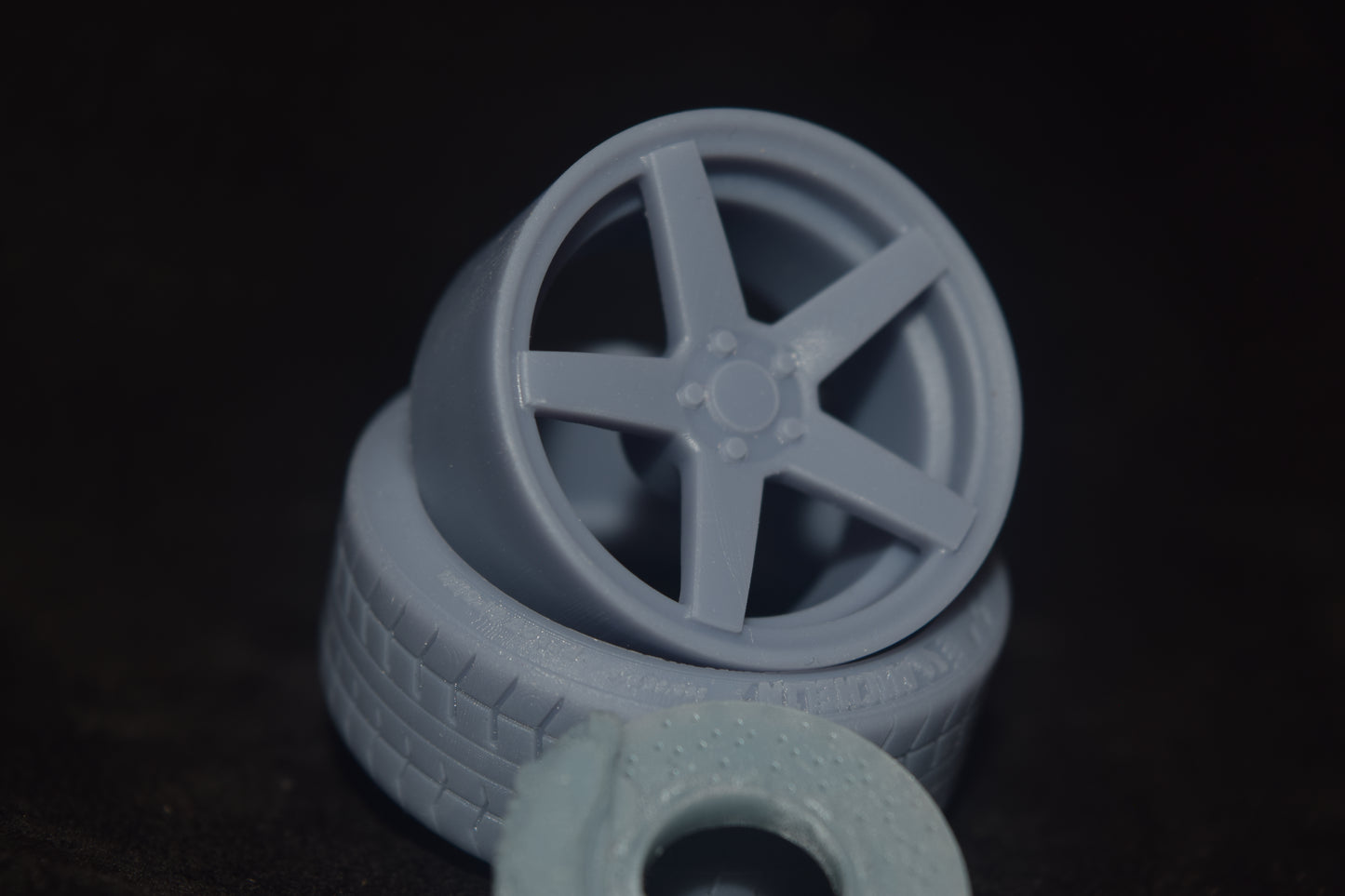 Vossen CV3 rims 1/18 with MICHELIN tyres and brake system