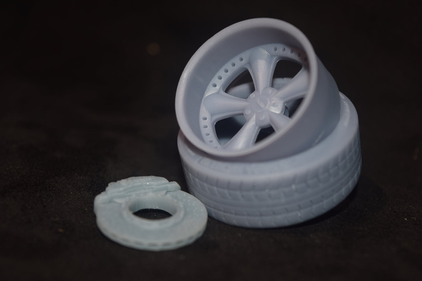 Foose Nitrous rims 1/18 with MICHELIN tyres and brake system