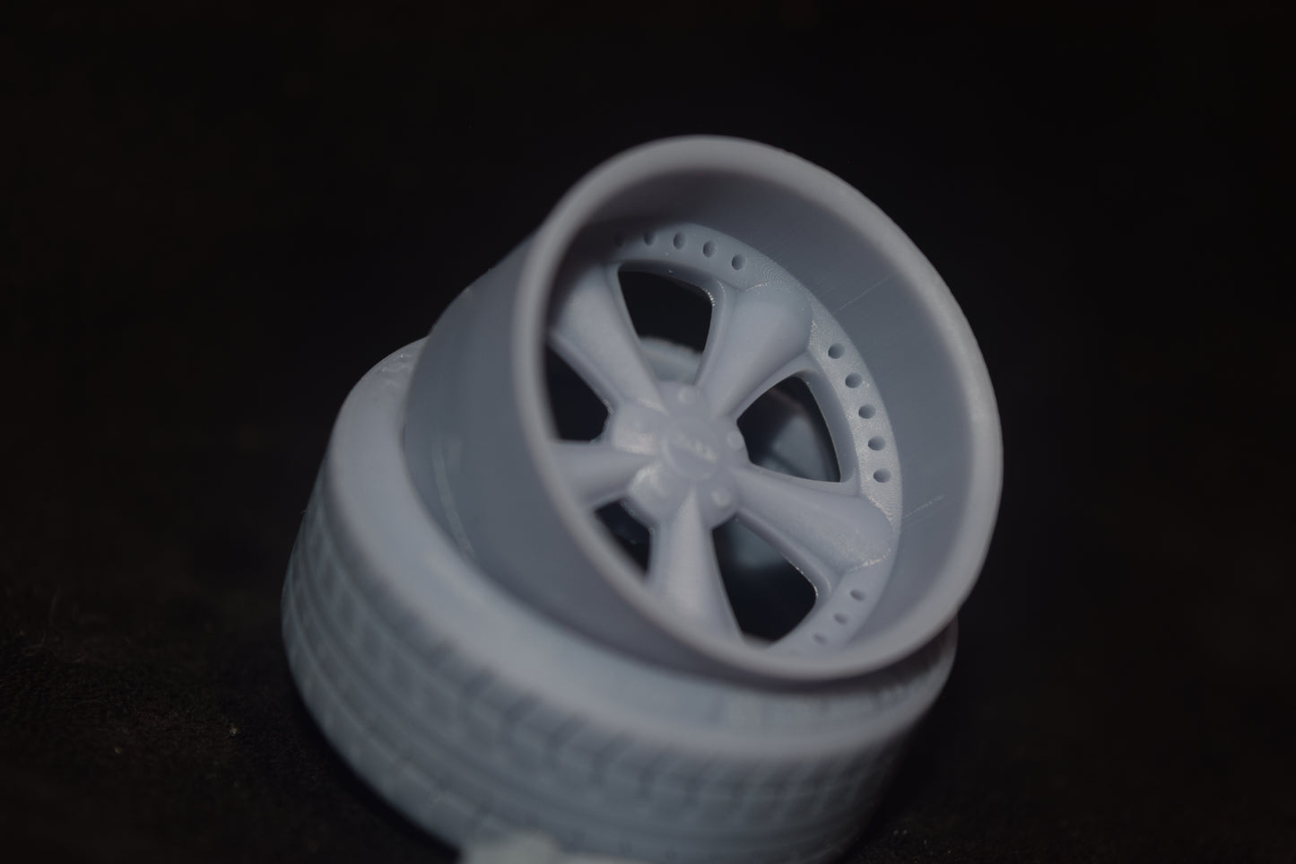 Foose Nitrous rims 1/18 with MICHELIN tyres and brake system