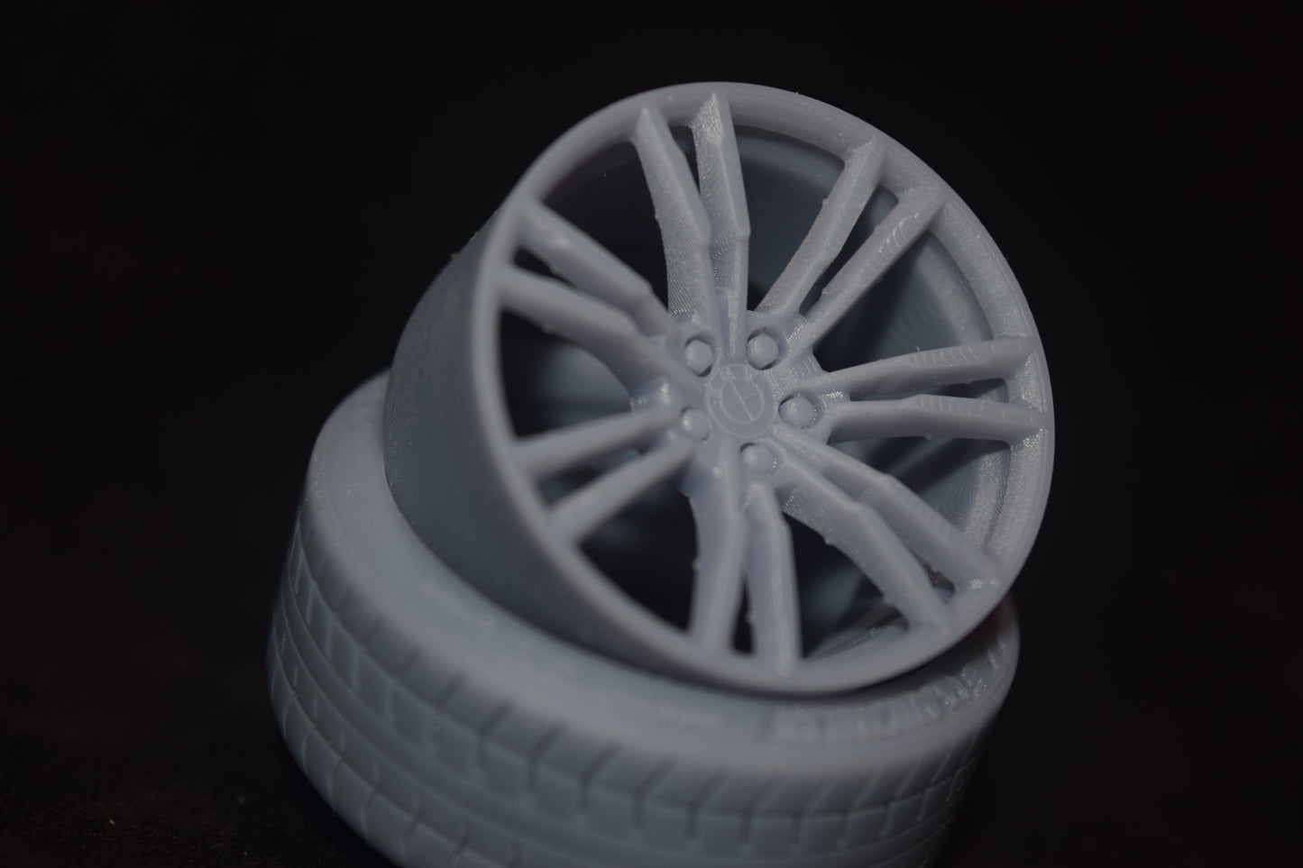 BMW Style 706M F90 M5 rims 1/18 with MICHELIN tyres and brake system
