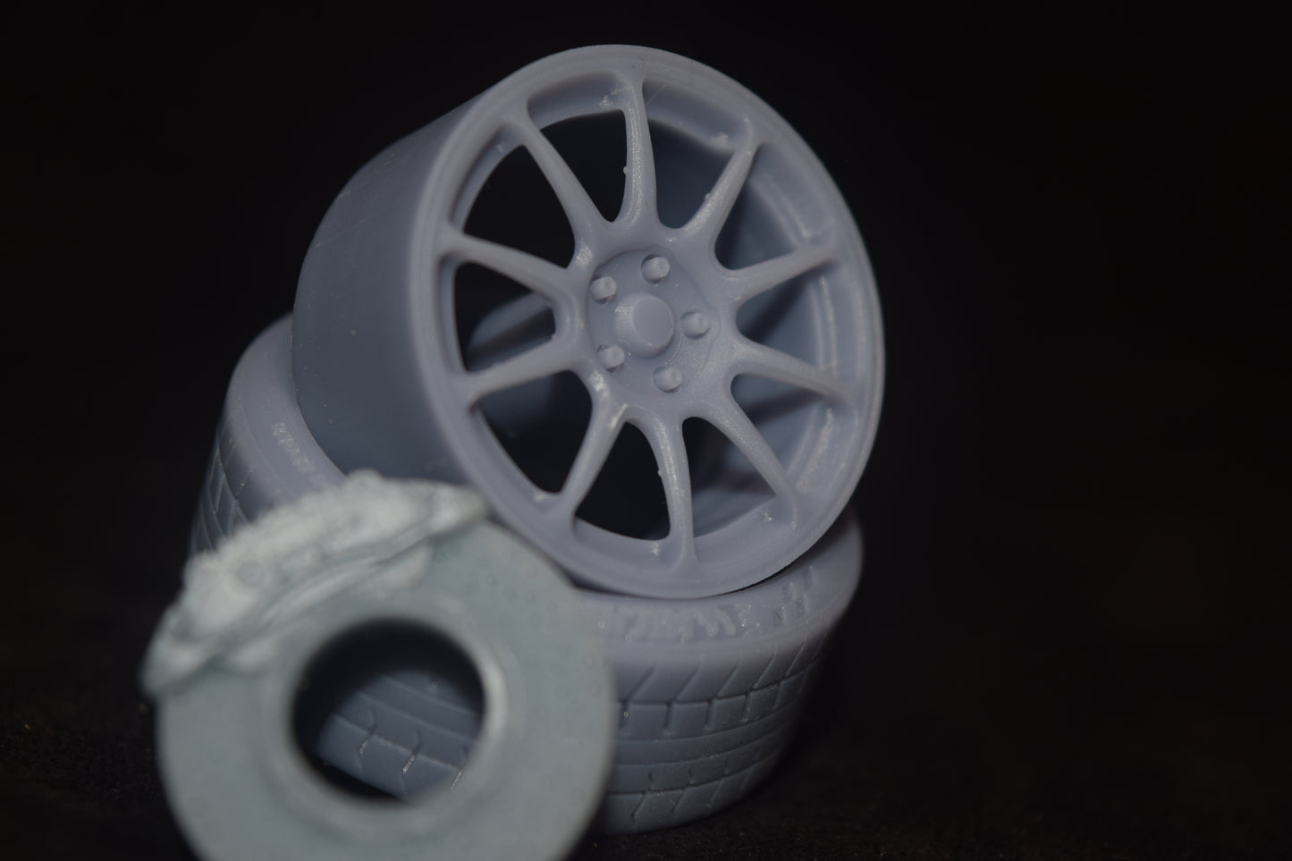 RAYS ZE40 rims 1/18 with MICHELIN tyres and brake system
