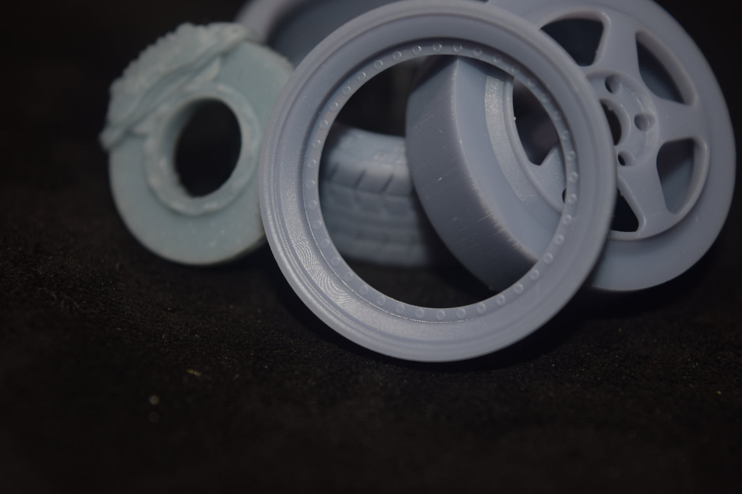 OZ Futura rims 1/18 with MICHELIN tyres and brake system