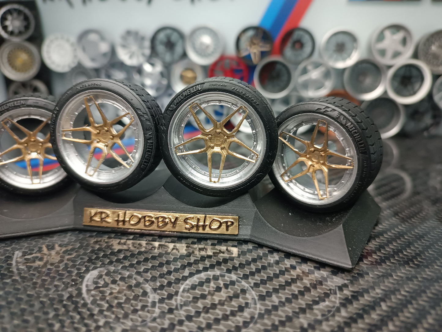 ADV1 rims 1/18 with MICHELIN tyres and brake system