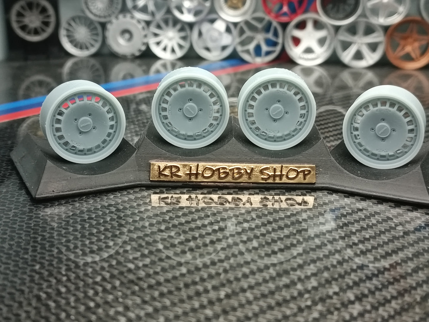 RONAL Racing rims 1/18 with MICHELIN tyres and brake system