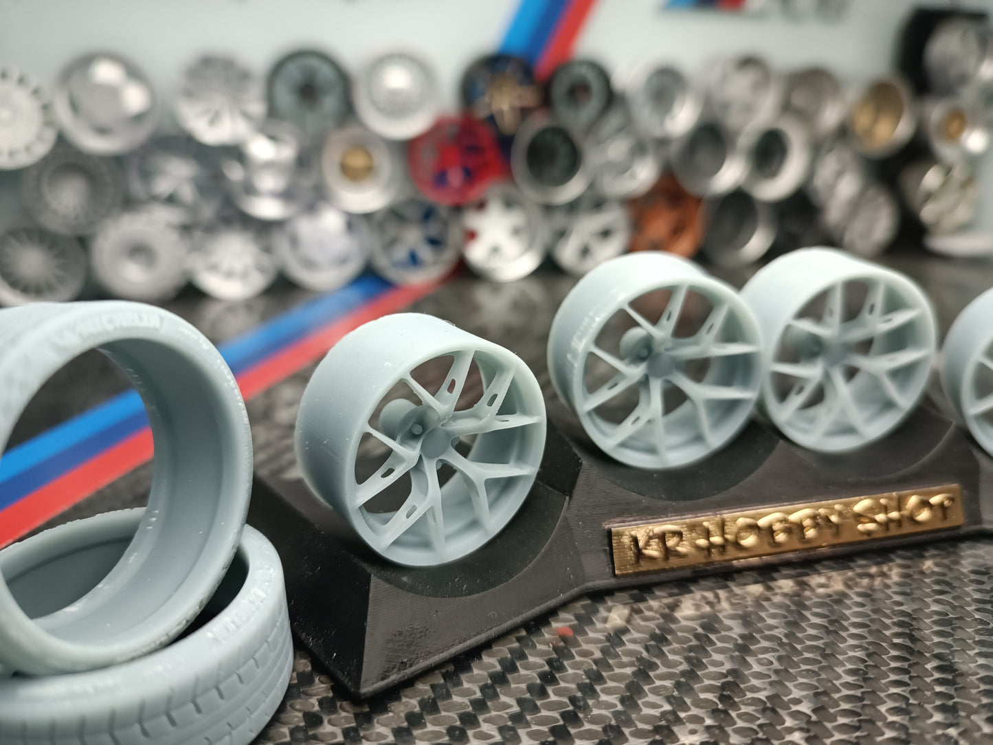 BBS FI-R rims 1/18 with MICHELIN tyres and brake system