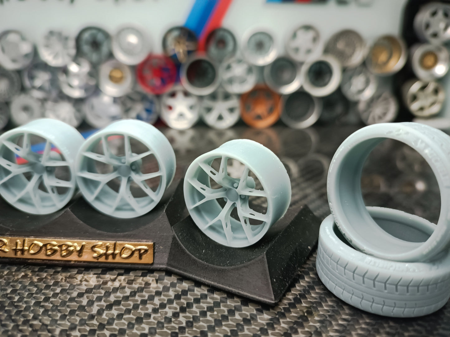 BBS FI-R rims 1/18 with MICHELIN tyres and brake system