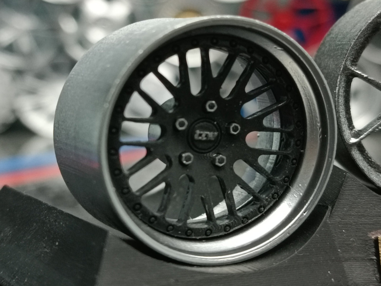 CCW Calssic rims 1/18 with MICHELIN tyres and brake system