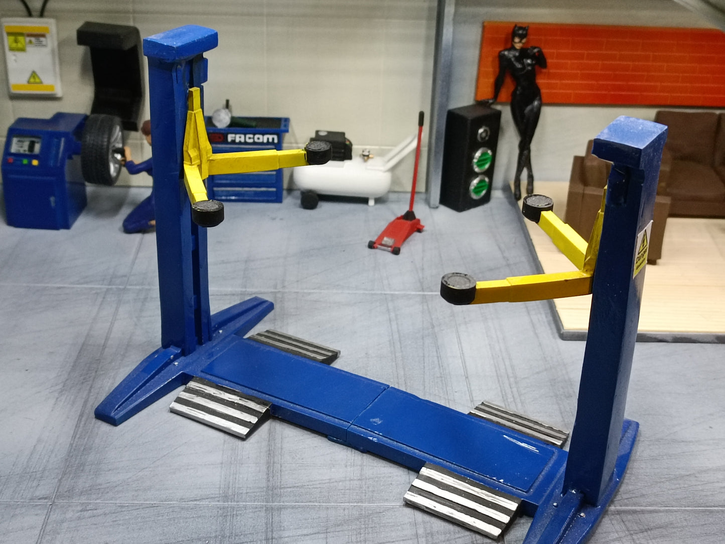 Car lift 1/18