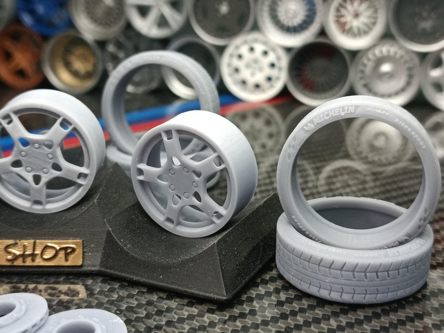 Porsche Carrera 997 rims 1/18 with MICHELIN tyres and brake system