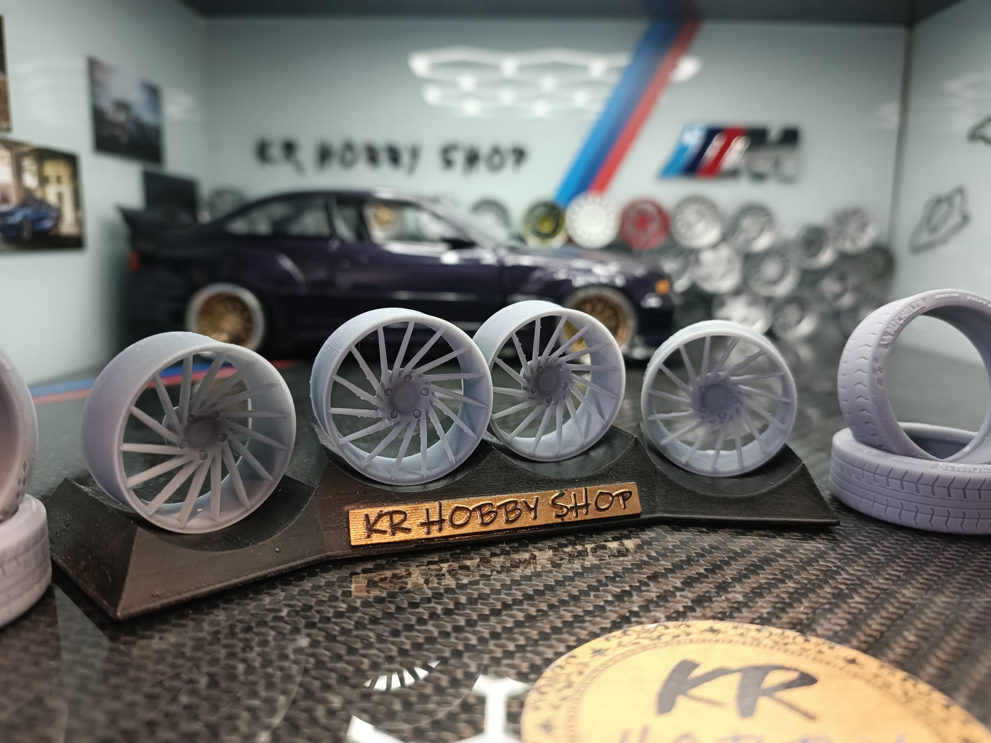 Vossen Forged VPS-305T rims 1/18 with MICHELIN tyres and brake system