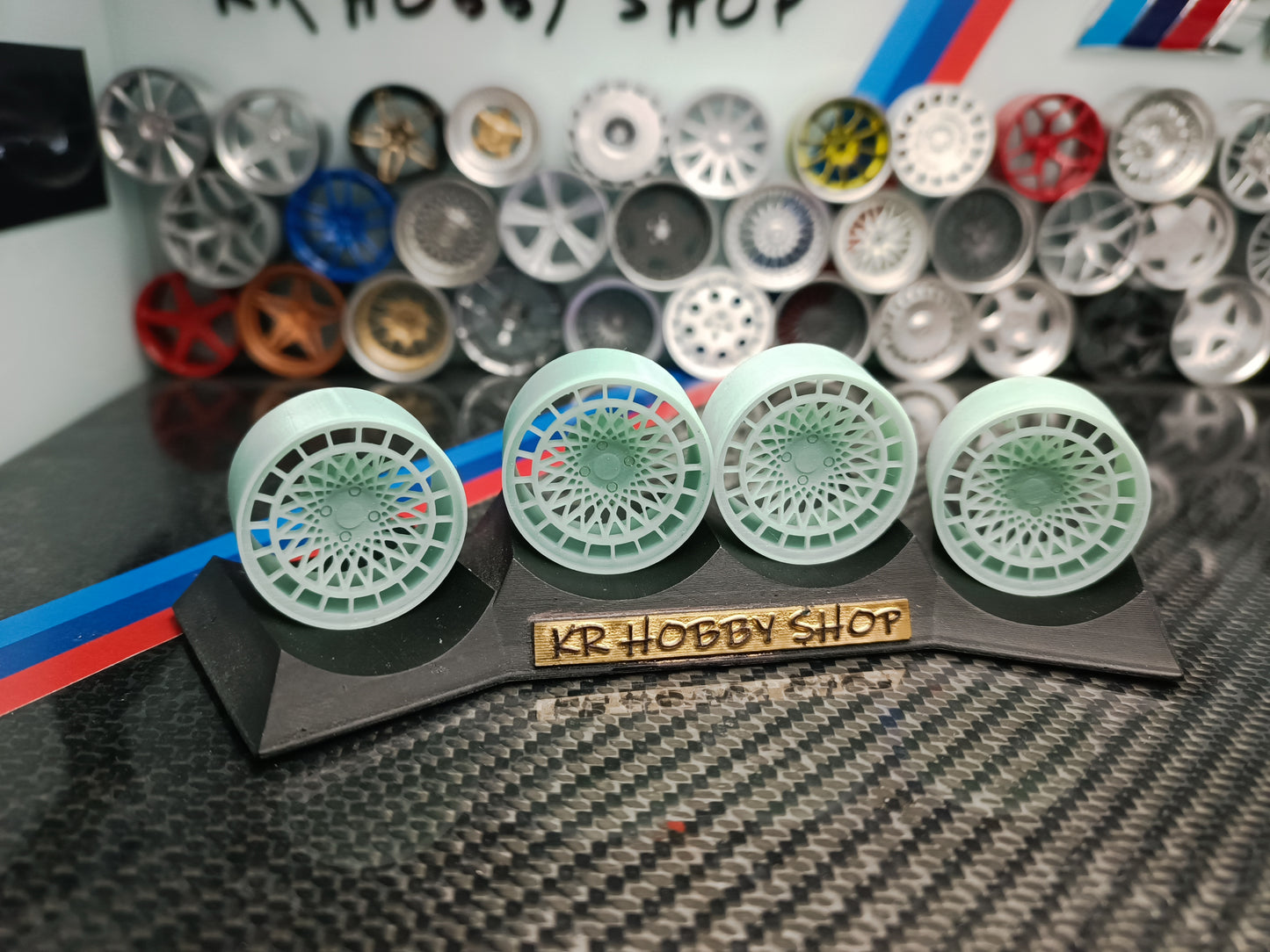 Japan Racing JR14 rims 1/18 with MICHELIN tyres and brake system