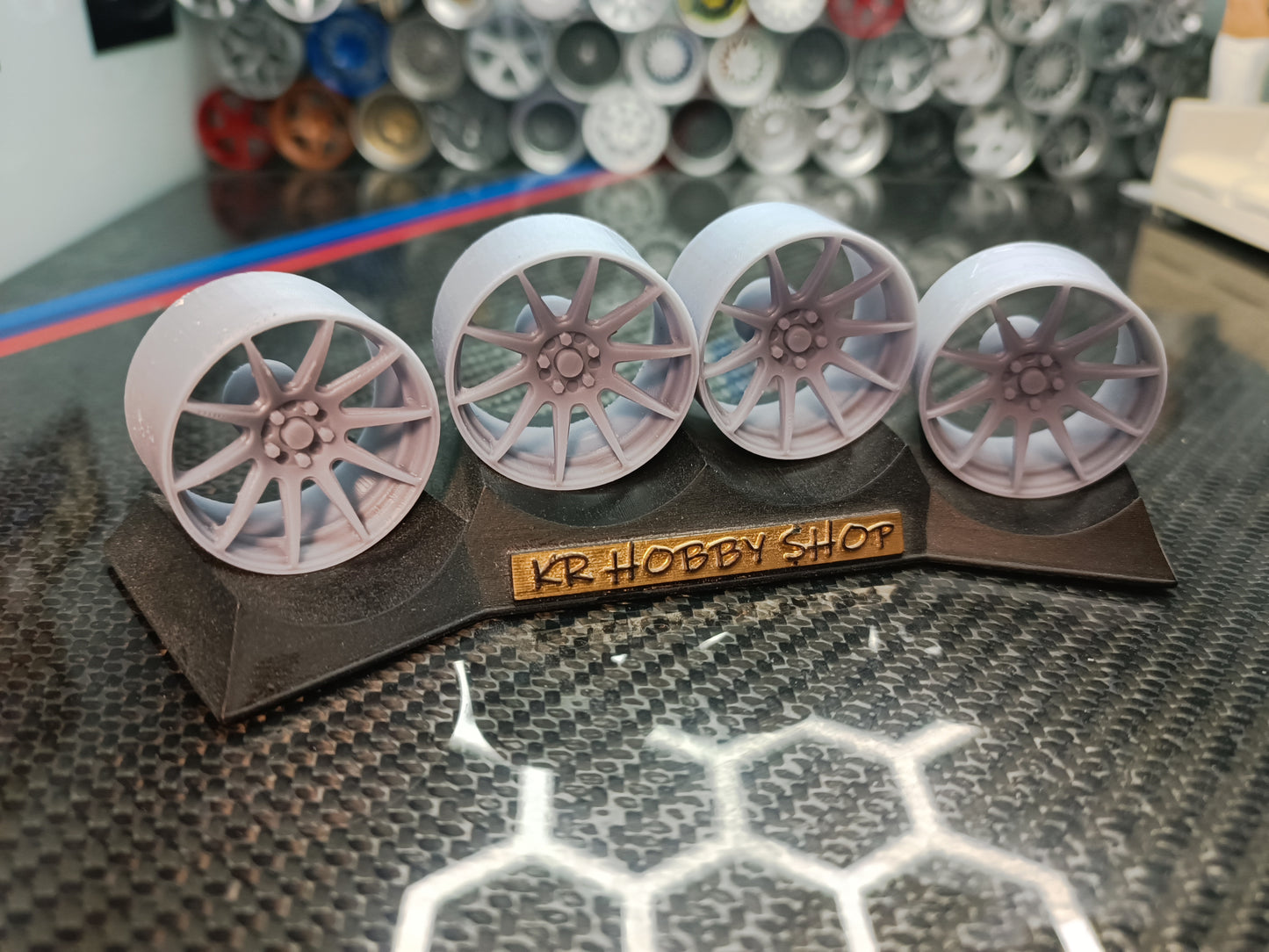Japan Racing JR11 rims 1/18 with MICHELIN tyres and brake system