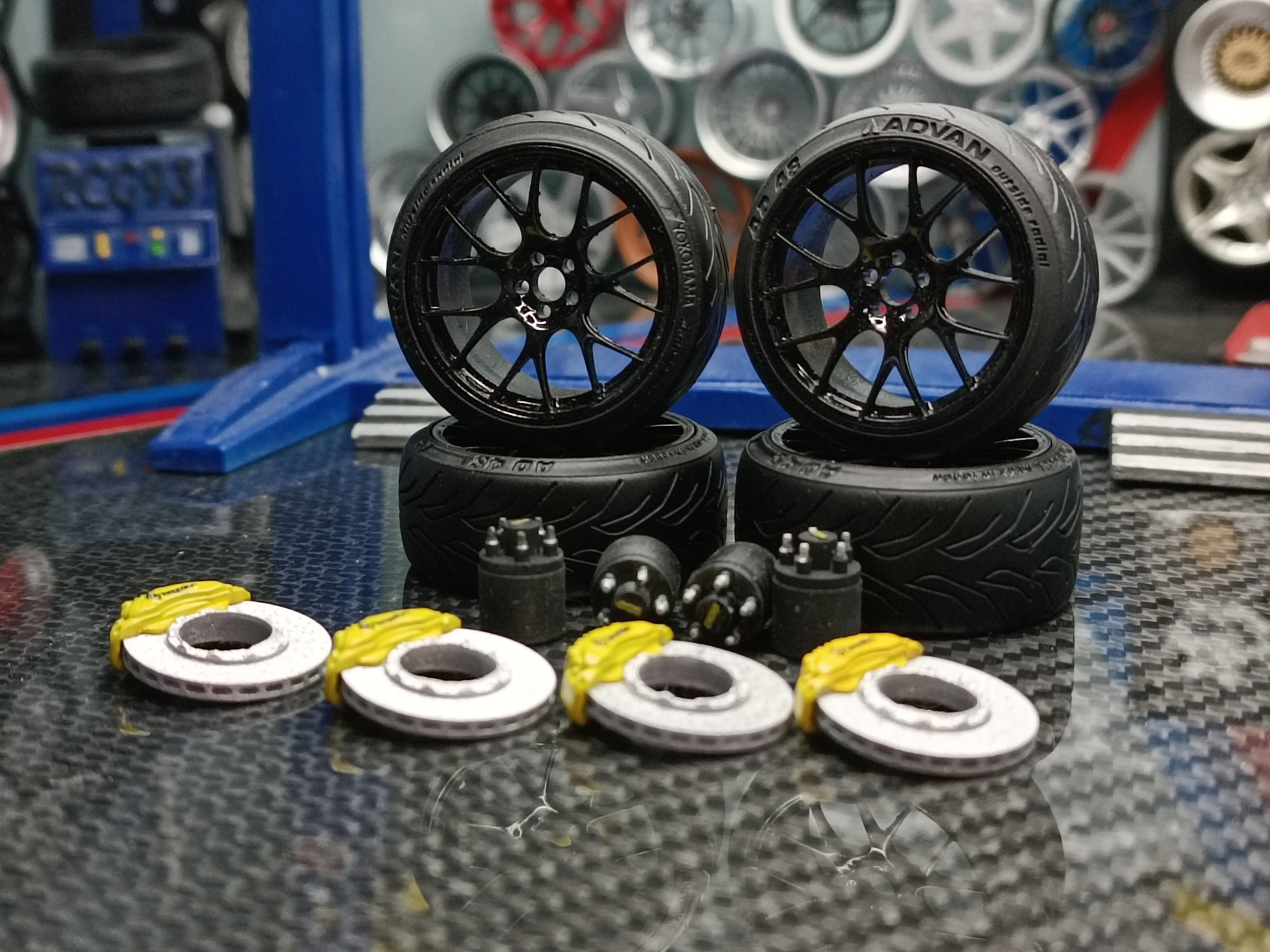 BBS CH-R rims 1/18 with ADVAN tyres and brake system – KRHobbyShop